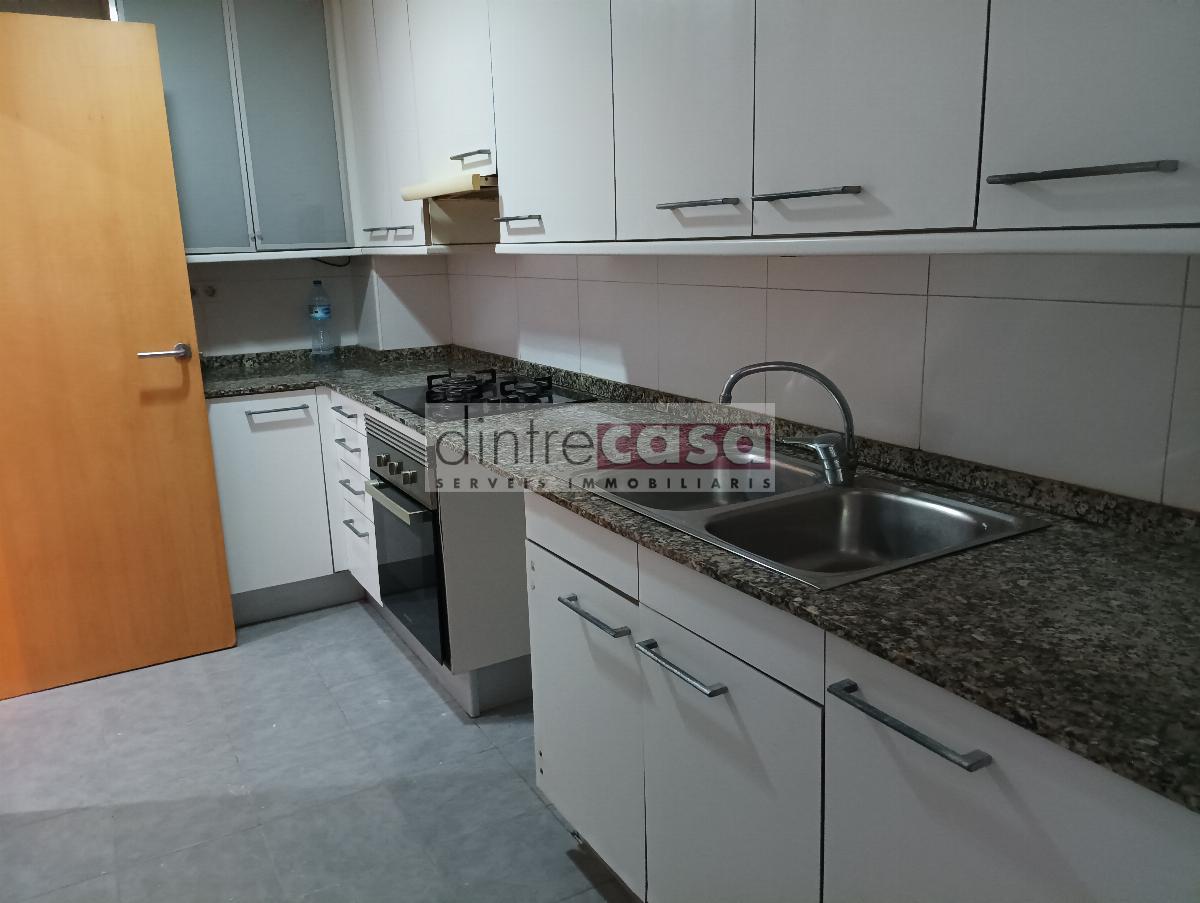 For sale of flat in Tordera