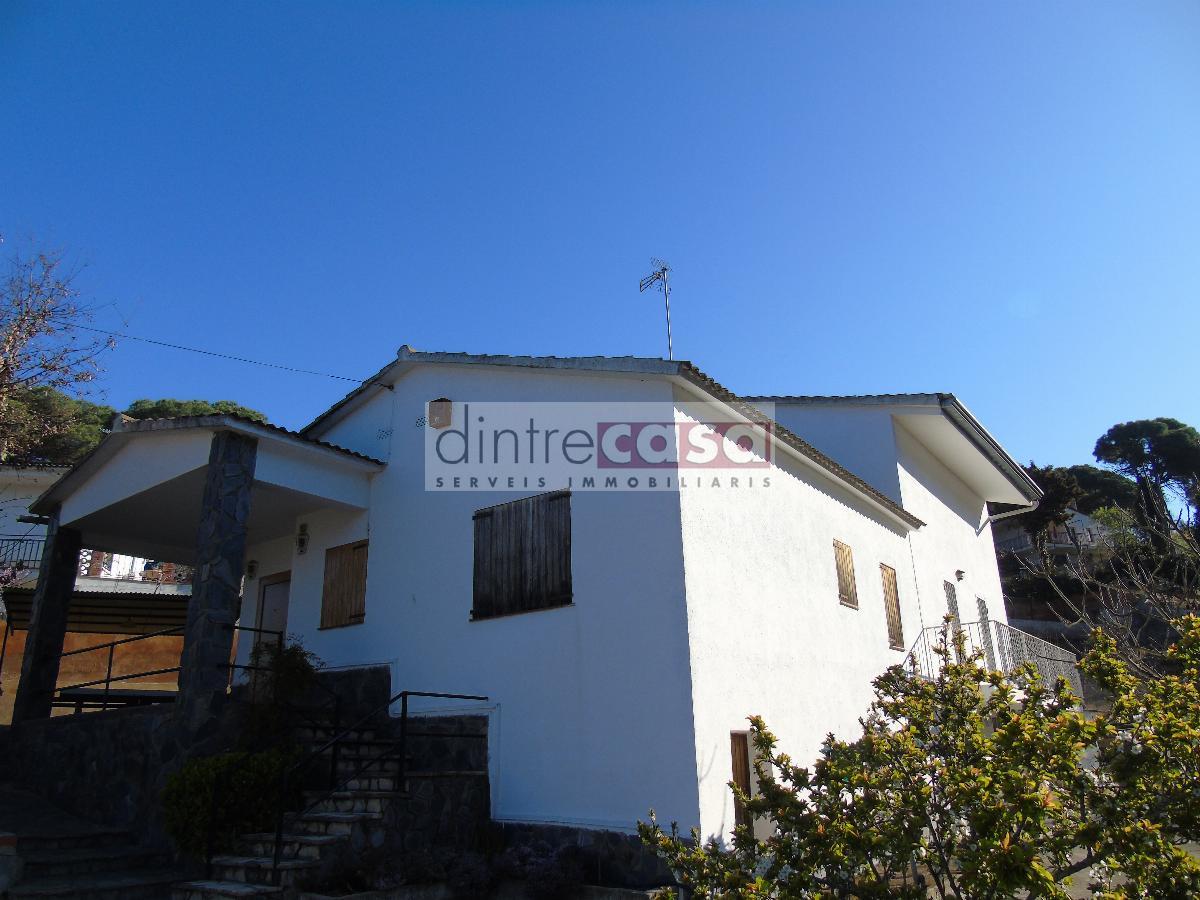 For sale of house in Maçanet de la Selva