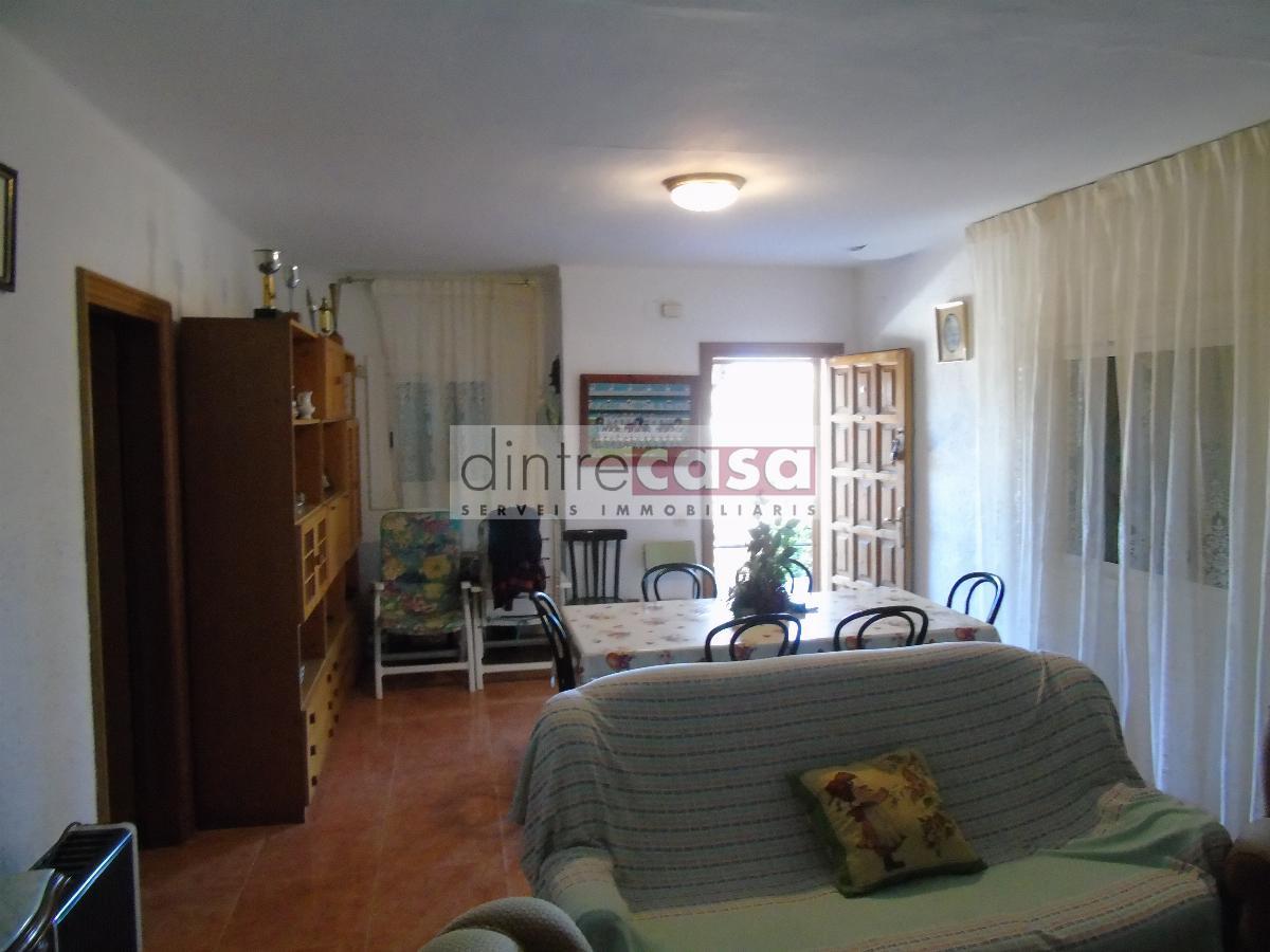 For sale of house in Maçanet de la Selva