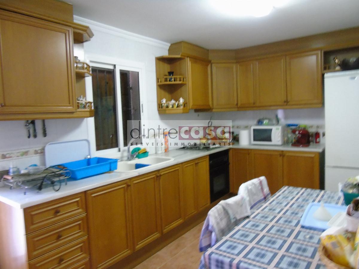 For sale of house in Maçanet de la Selva