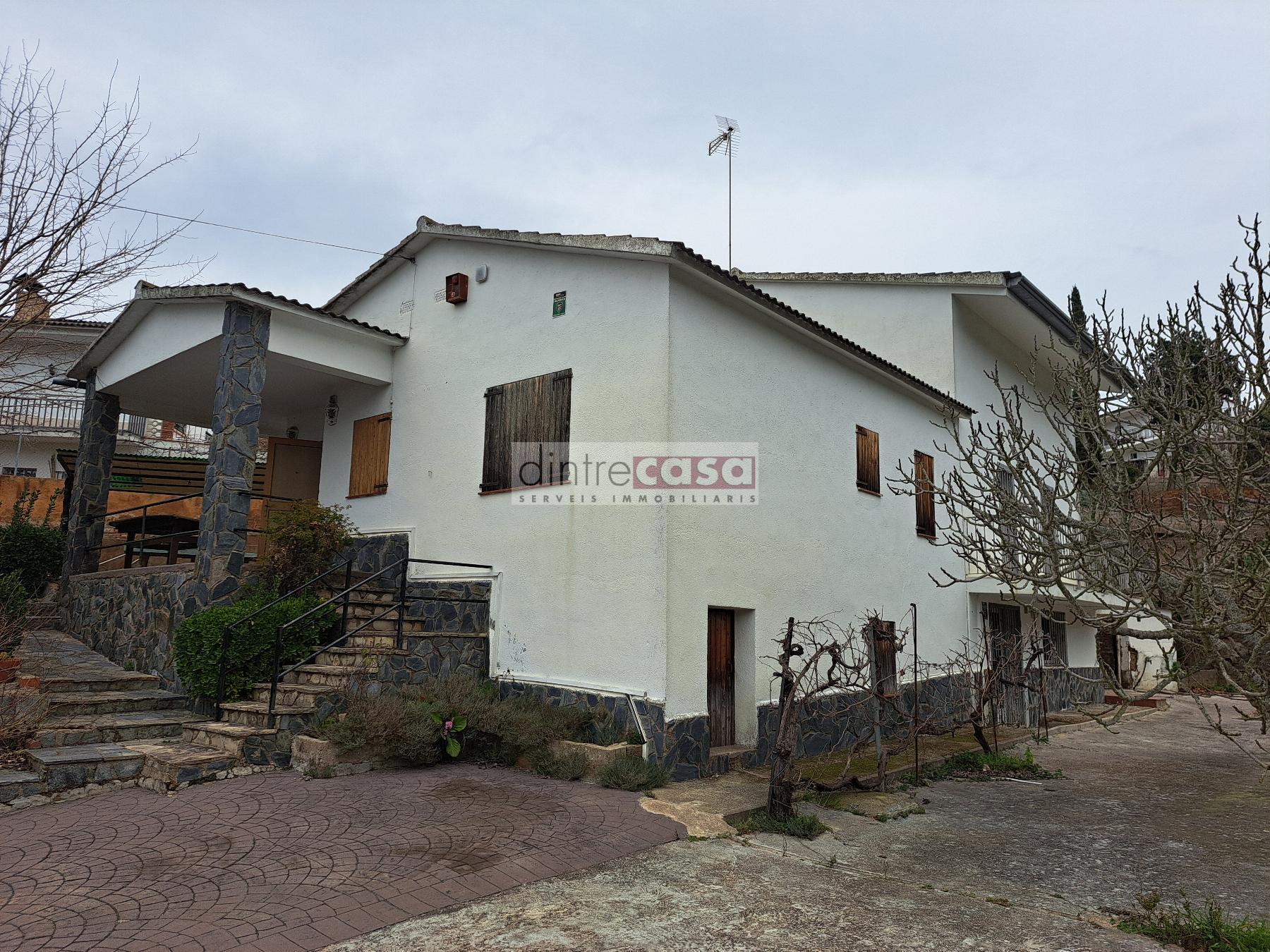 For sale of house in Maçanet de la Selva