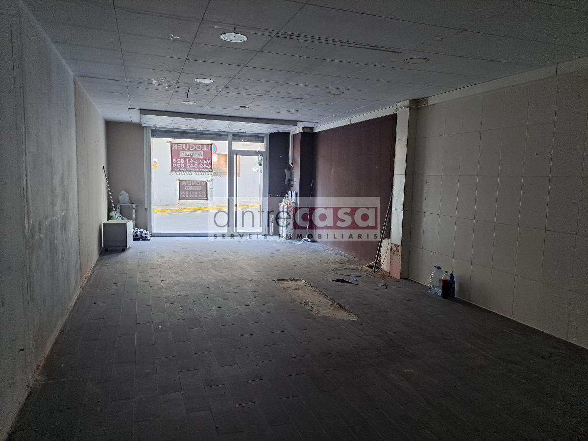 For sale of commercial in Tordera