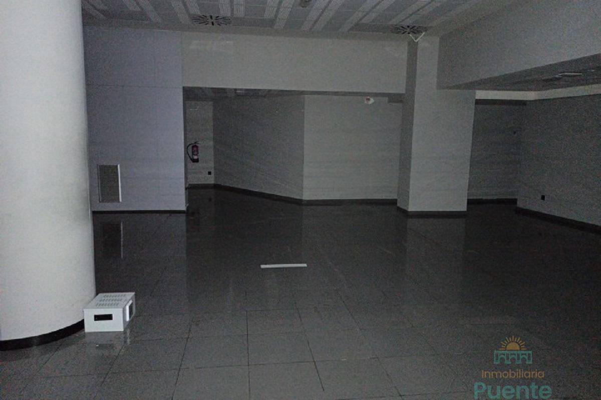 For sale of commercial in Totana