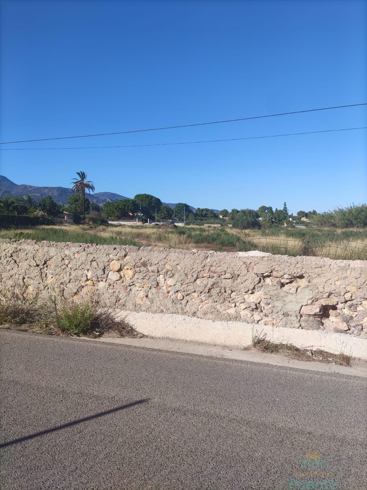 Venta de terreno en Totana