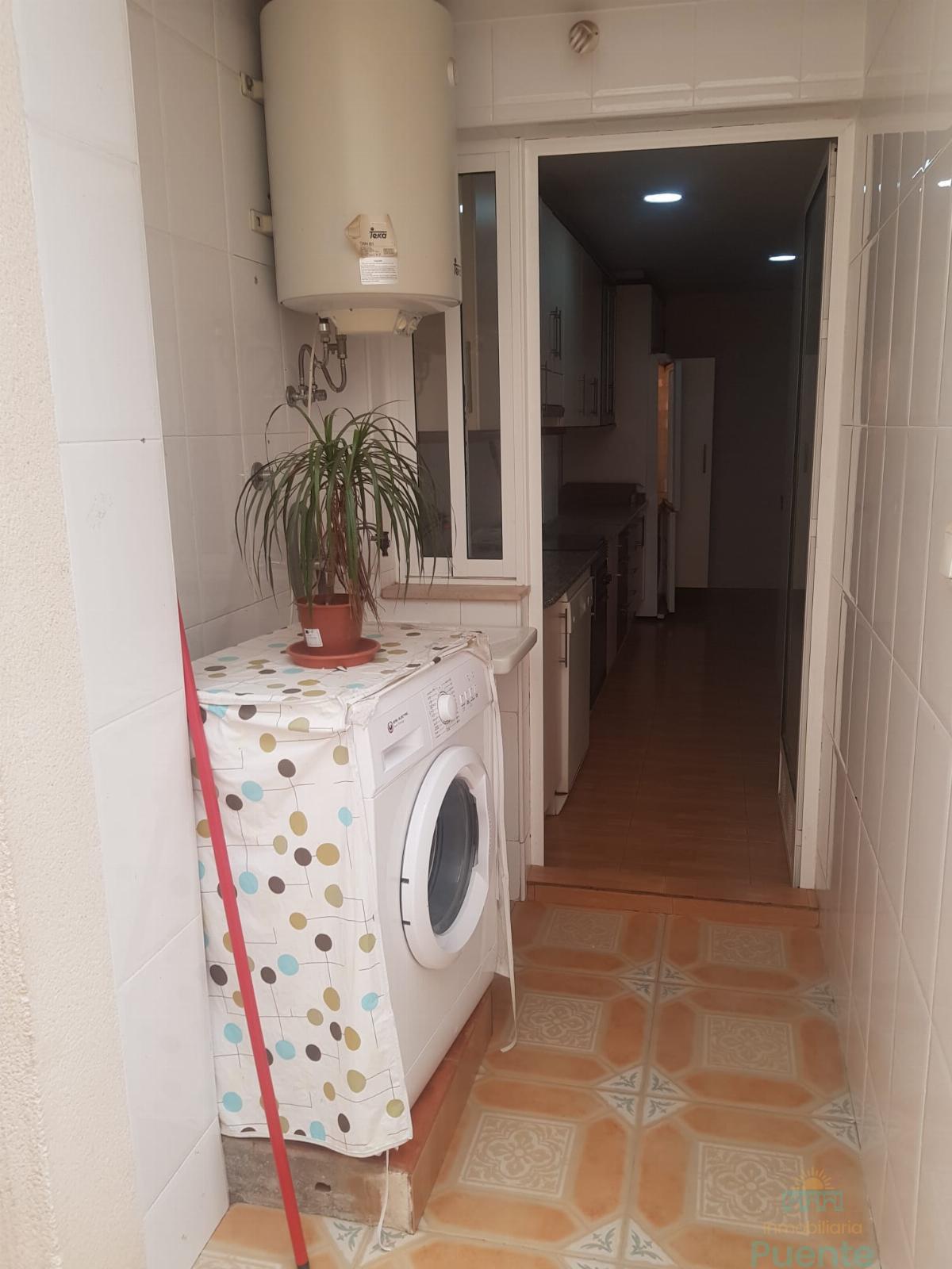 For sale of flat in Totana