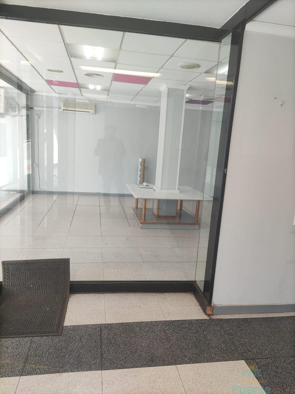 Venta de local comercial en Totana