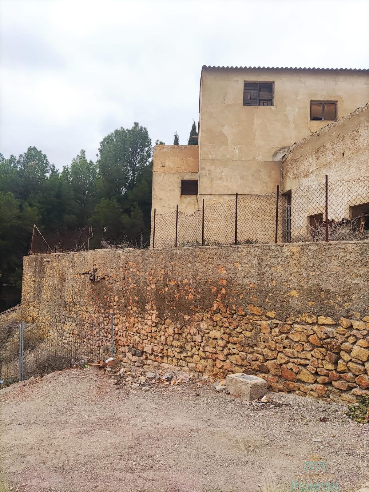 For sale of industrial plant/warehouse in Totana