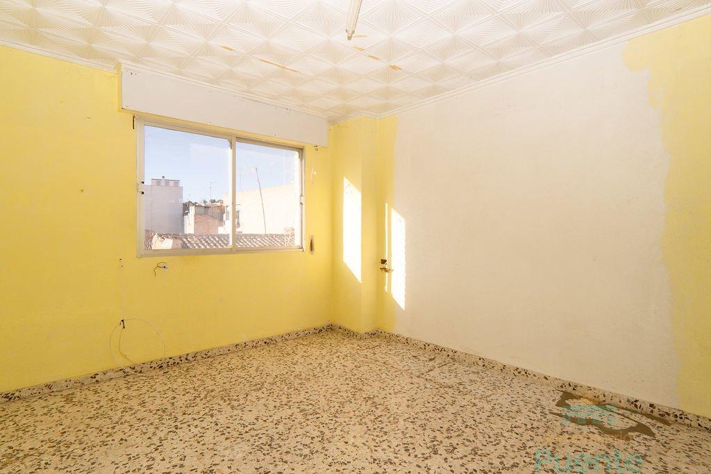 For sale of flat in Totana