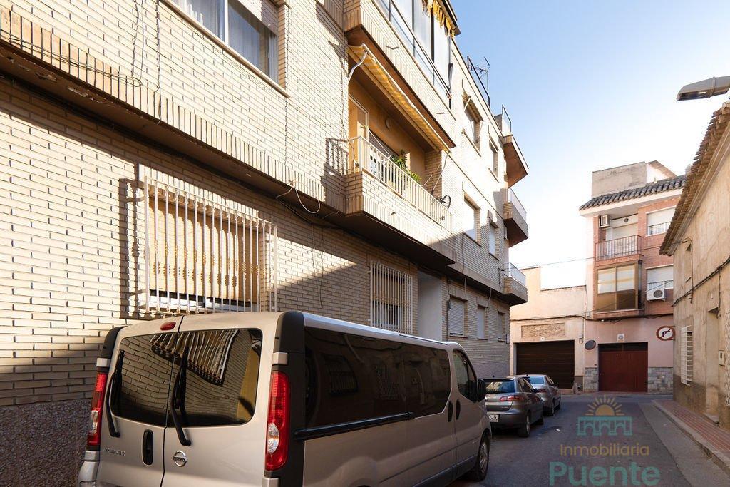 For sale of flat in Totana