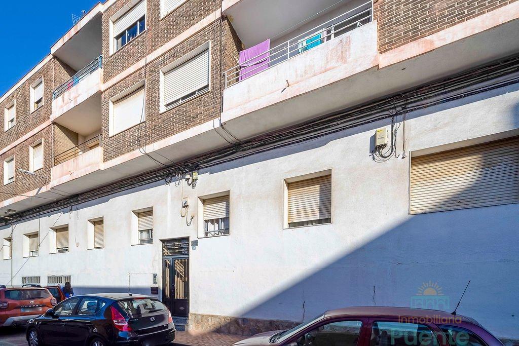 For sale of flat in Alhama de Murcia