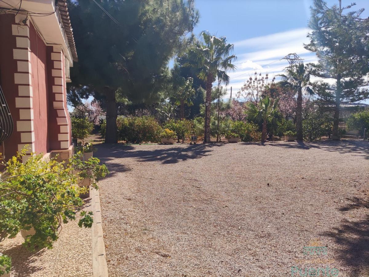 For sale of chalet in Totana