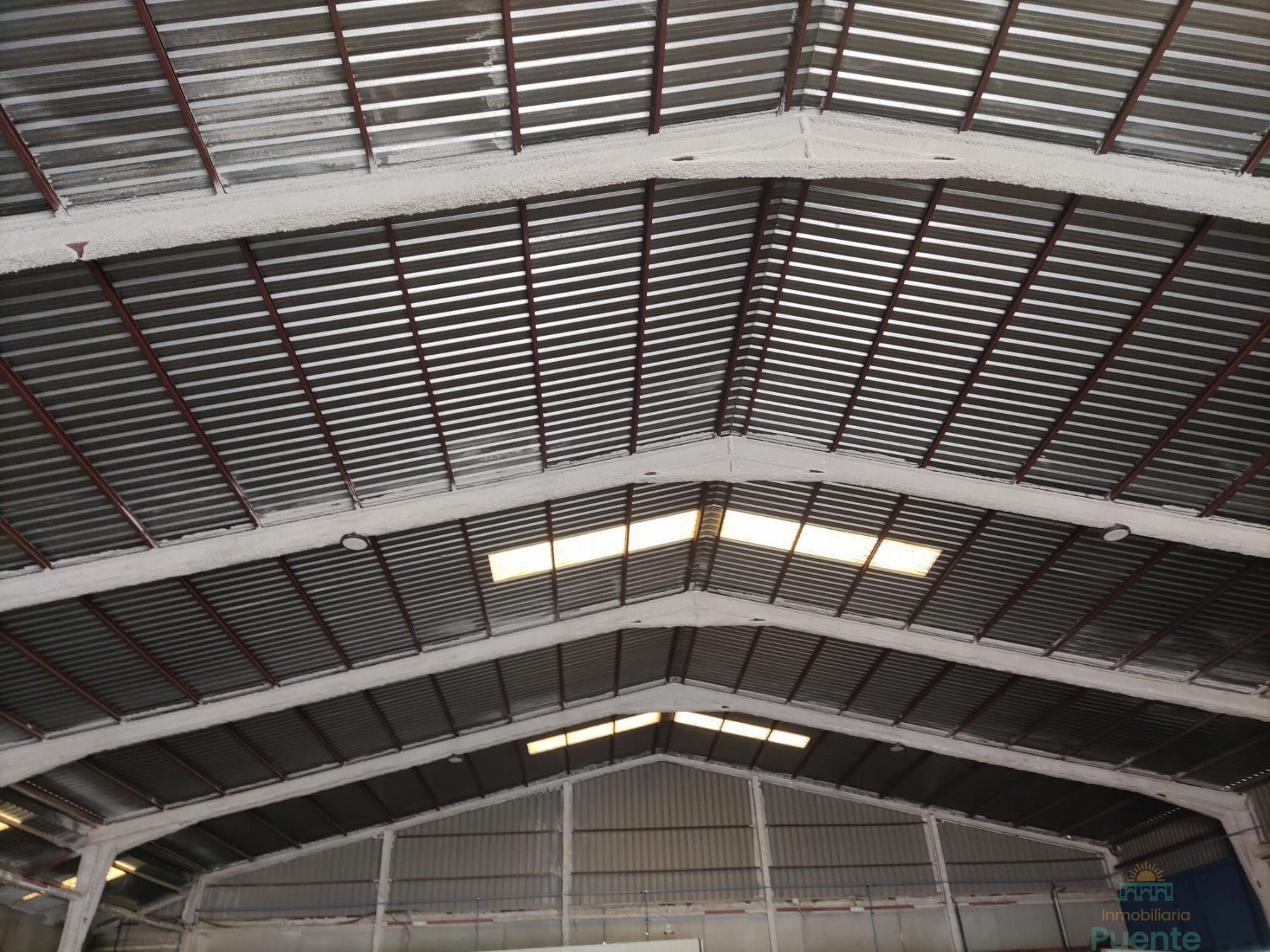 Venta de nave industrial en Totana