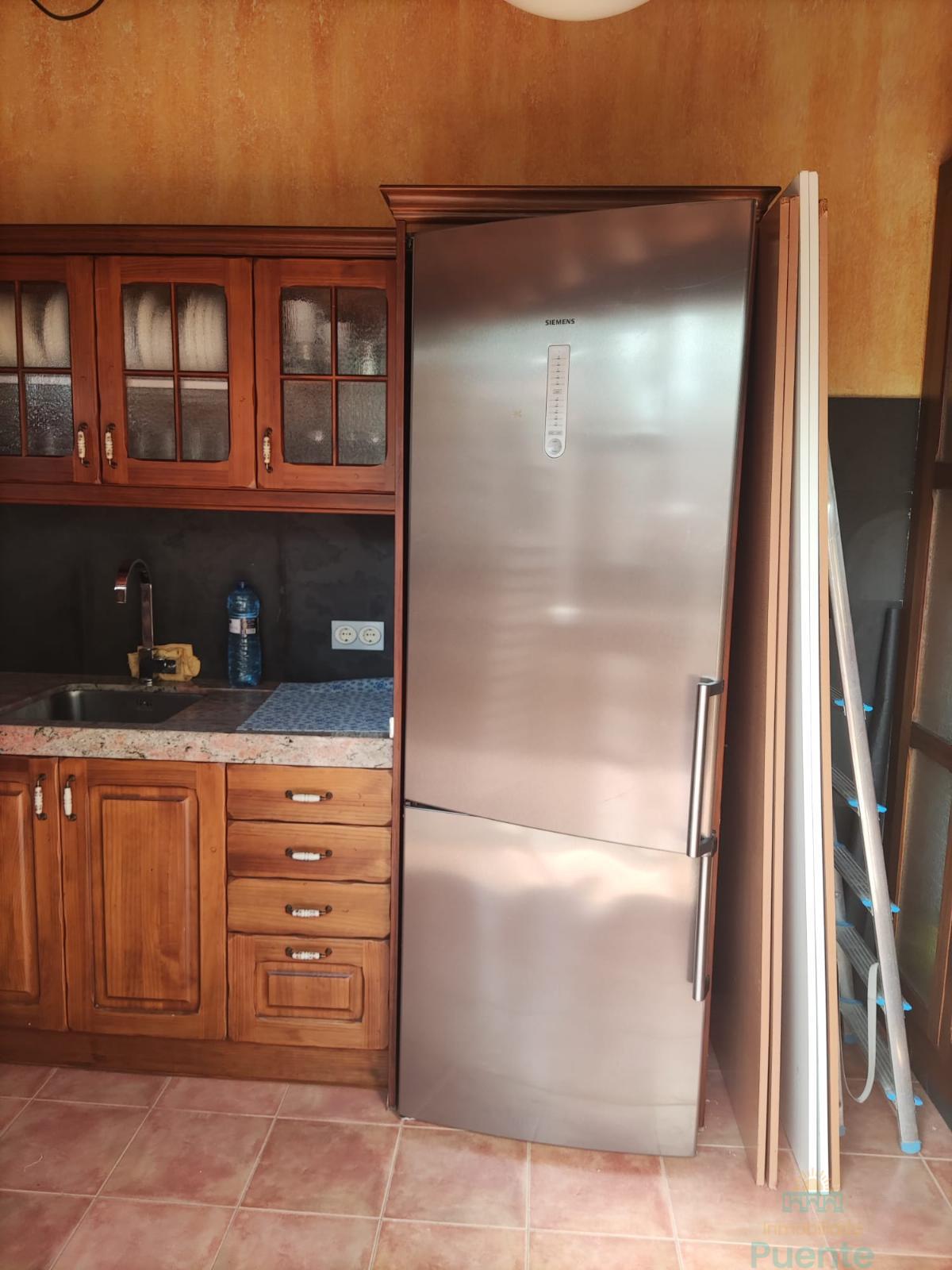 For sale of chalet in Totana