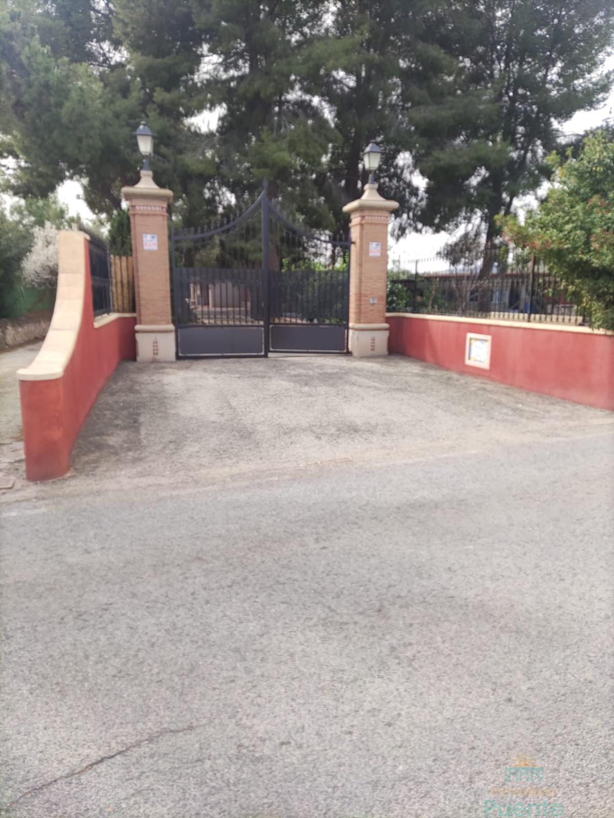 For sale of chalet in Totana