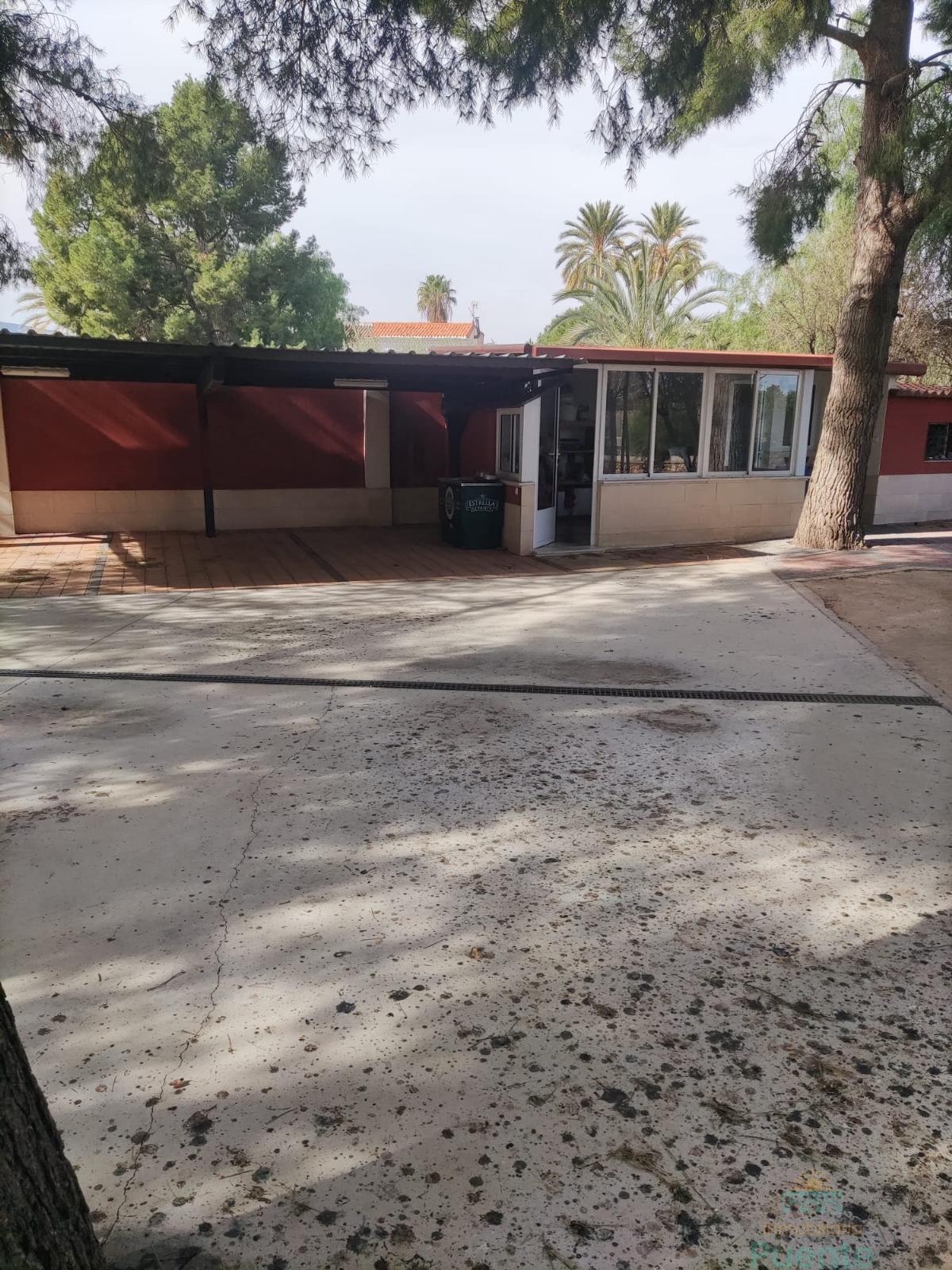 For sale of chalet in Totana