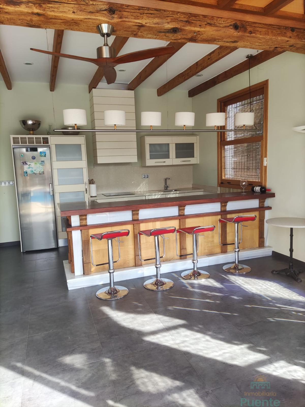 For sale of chalet in Totana