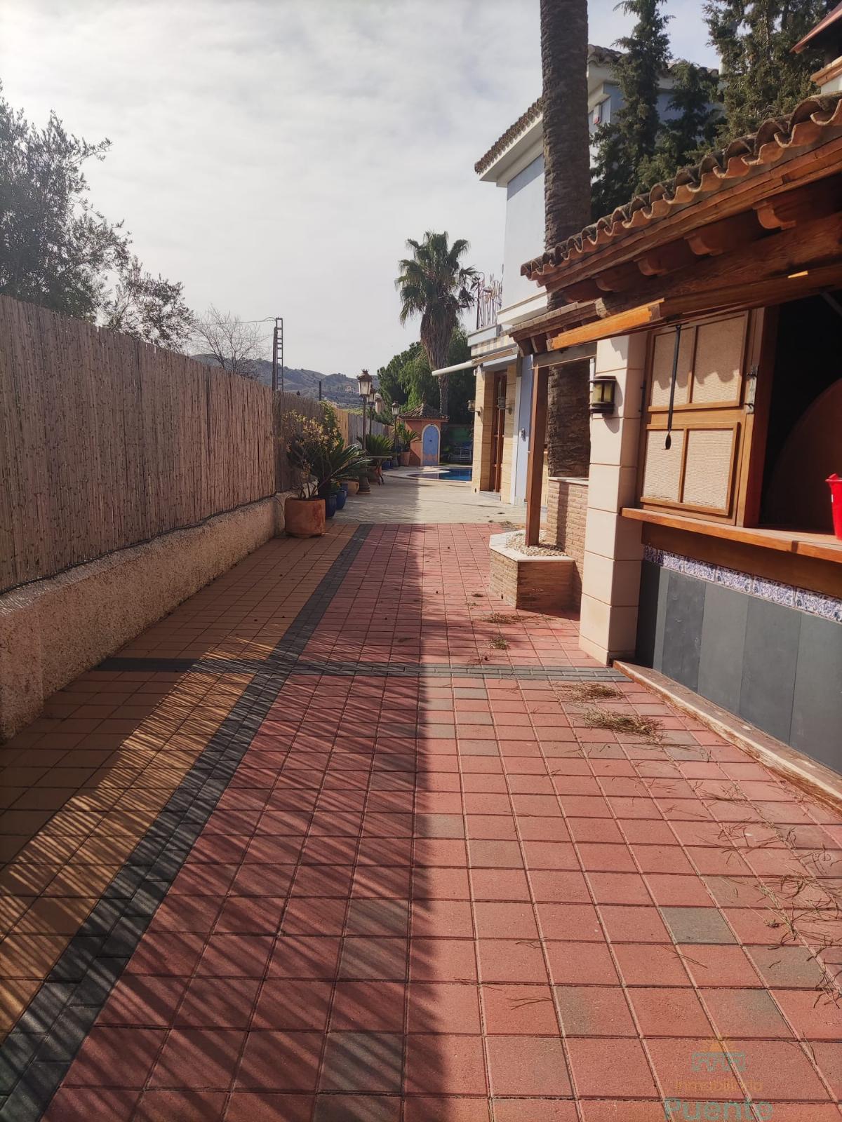 For sale of chalet in Totana