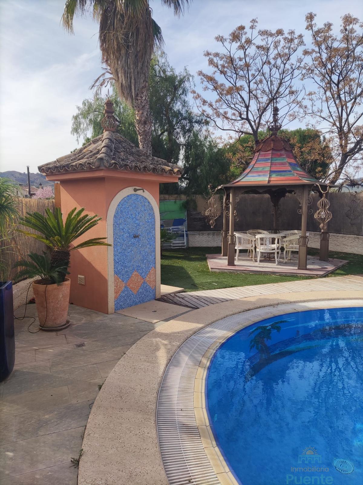 For sale of chalet in Totana