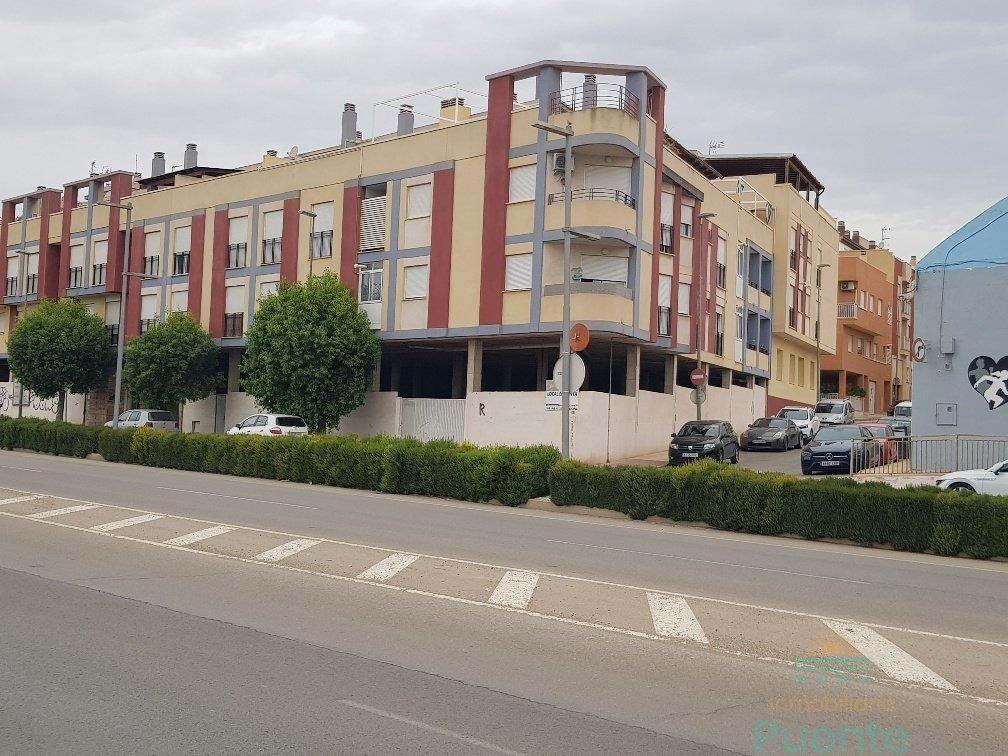 For sale of commercial in Totana