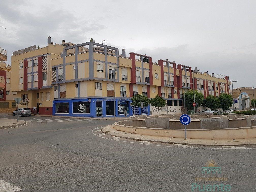 For sale of commercial in Totana