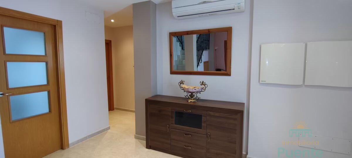 For sale of chalet in Totana