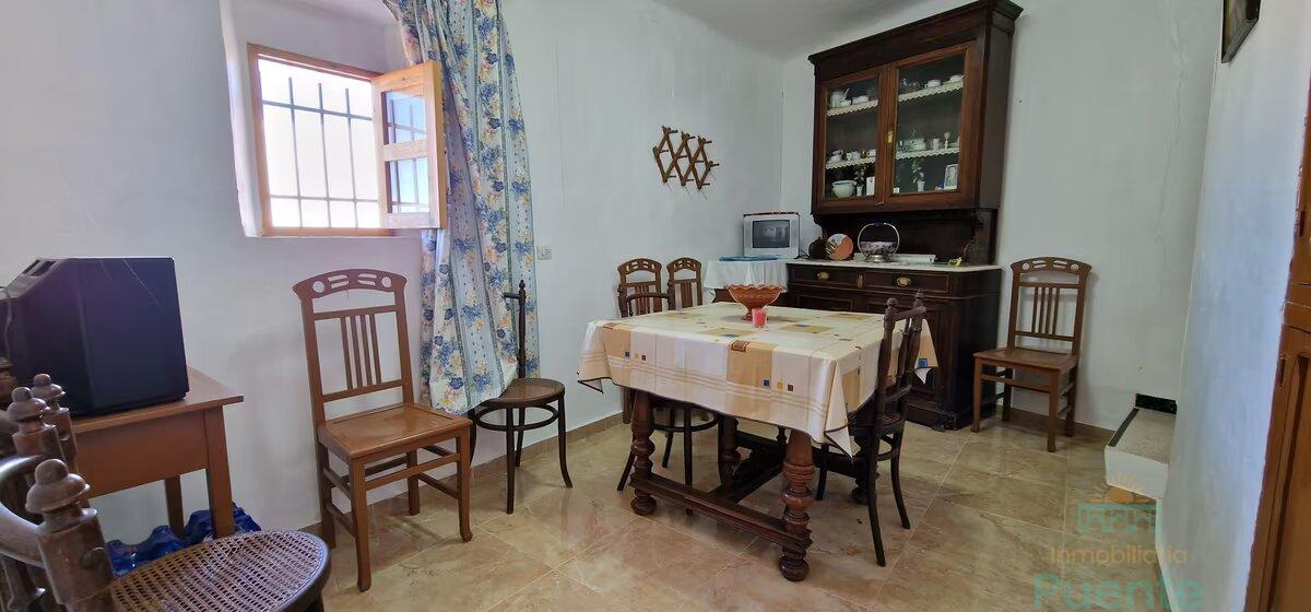 For sale of house in Aledo