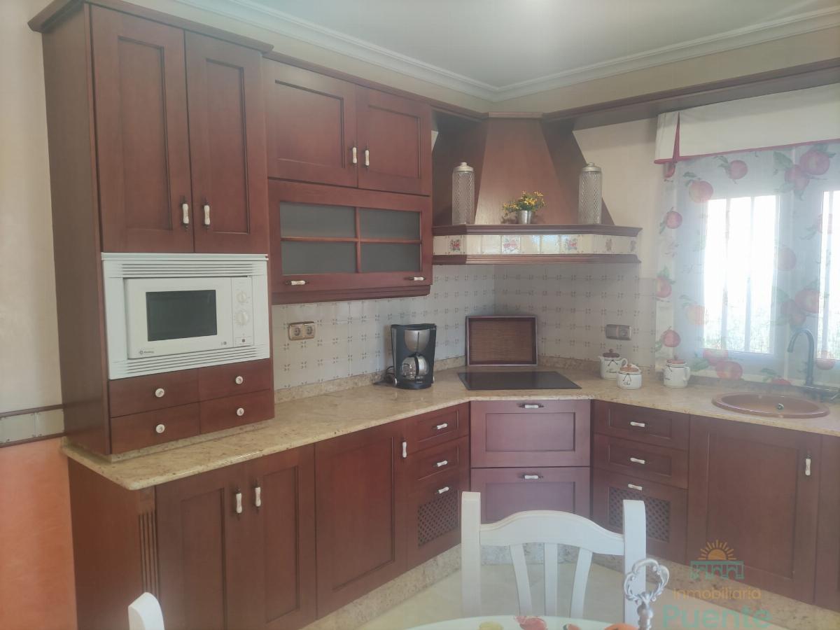 For sale of chalet in Lorca
