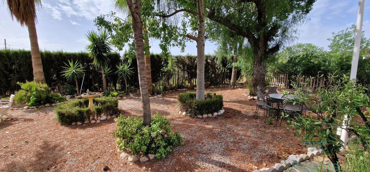 For sale of chalet in Lorca