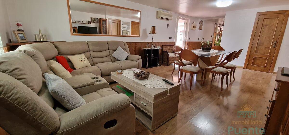 For sale of chalet in Lorca