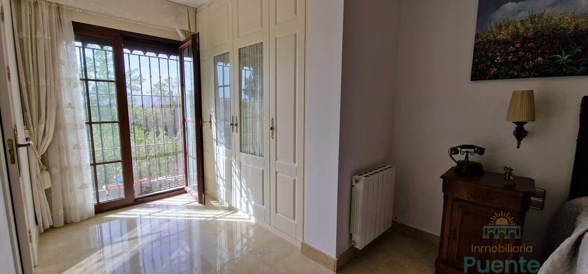 For sale of chalet in Lorca