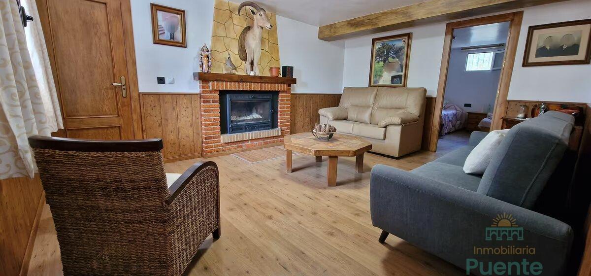 For sale of chalet in Lorca