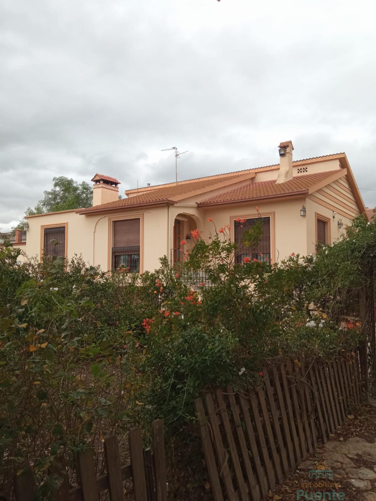 For sale of chalet in Lorca