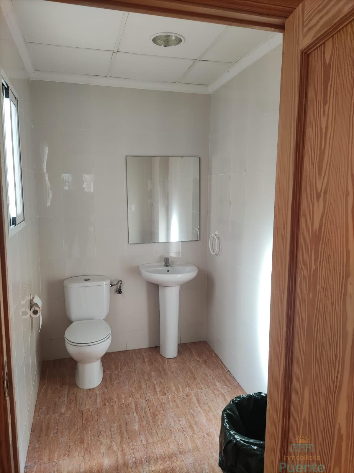 Venta de local comercial en Totana