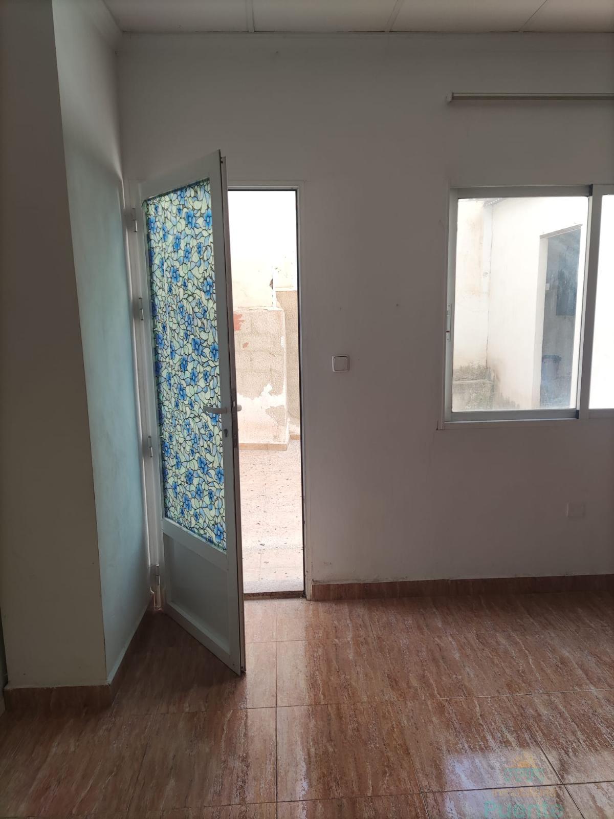 Venta de local comercial en Totana