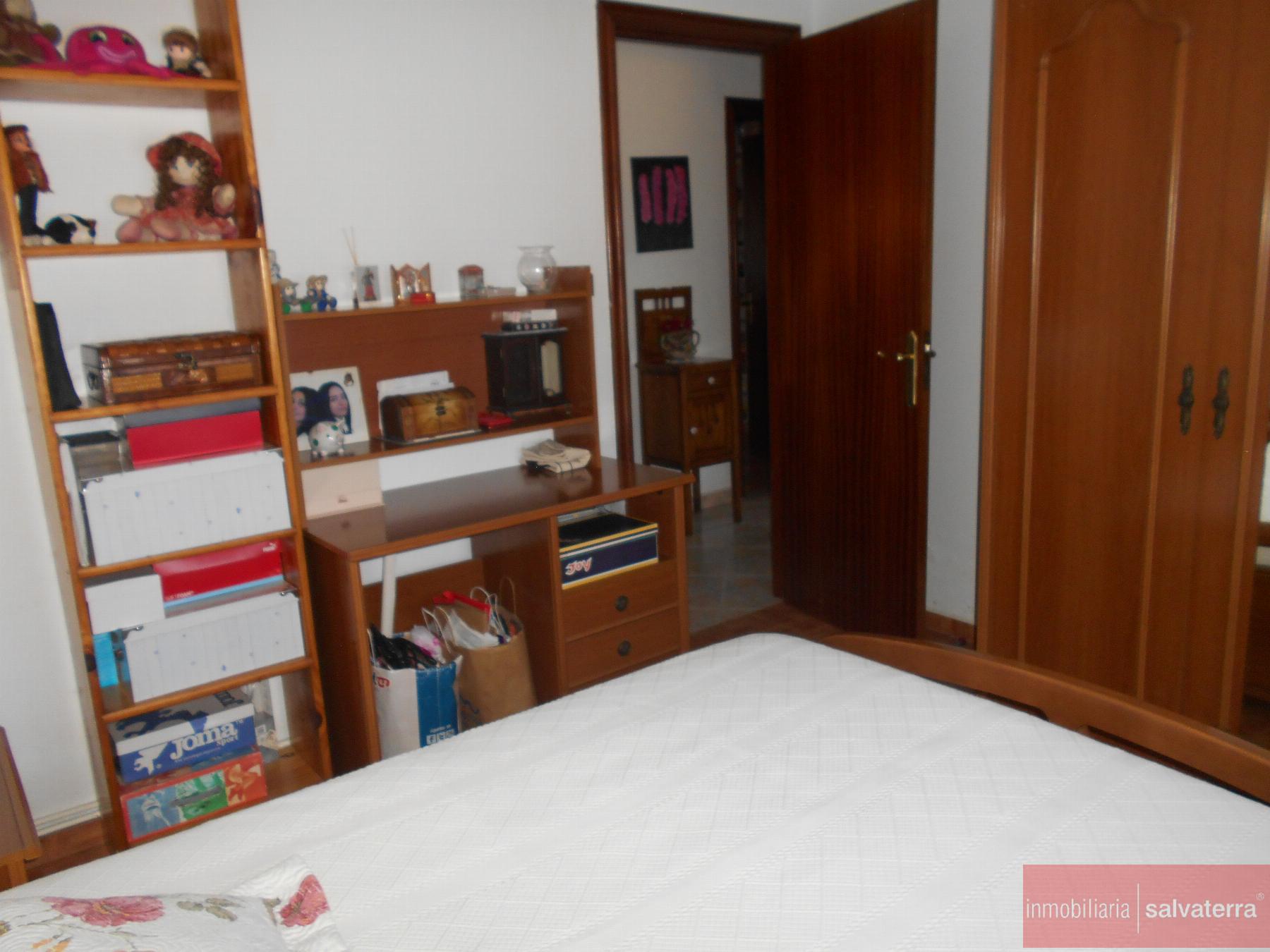 For sale of house in Salvaterra de Miño