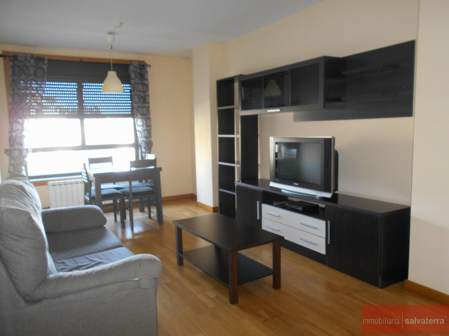 For sale of flat in Salvaterra de Miño