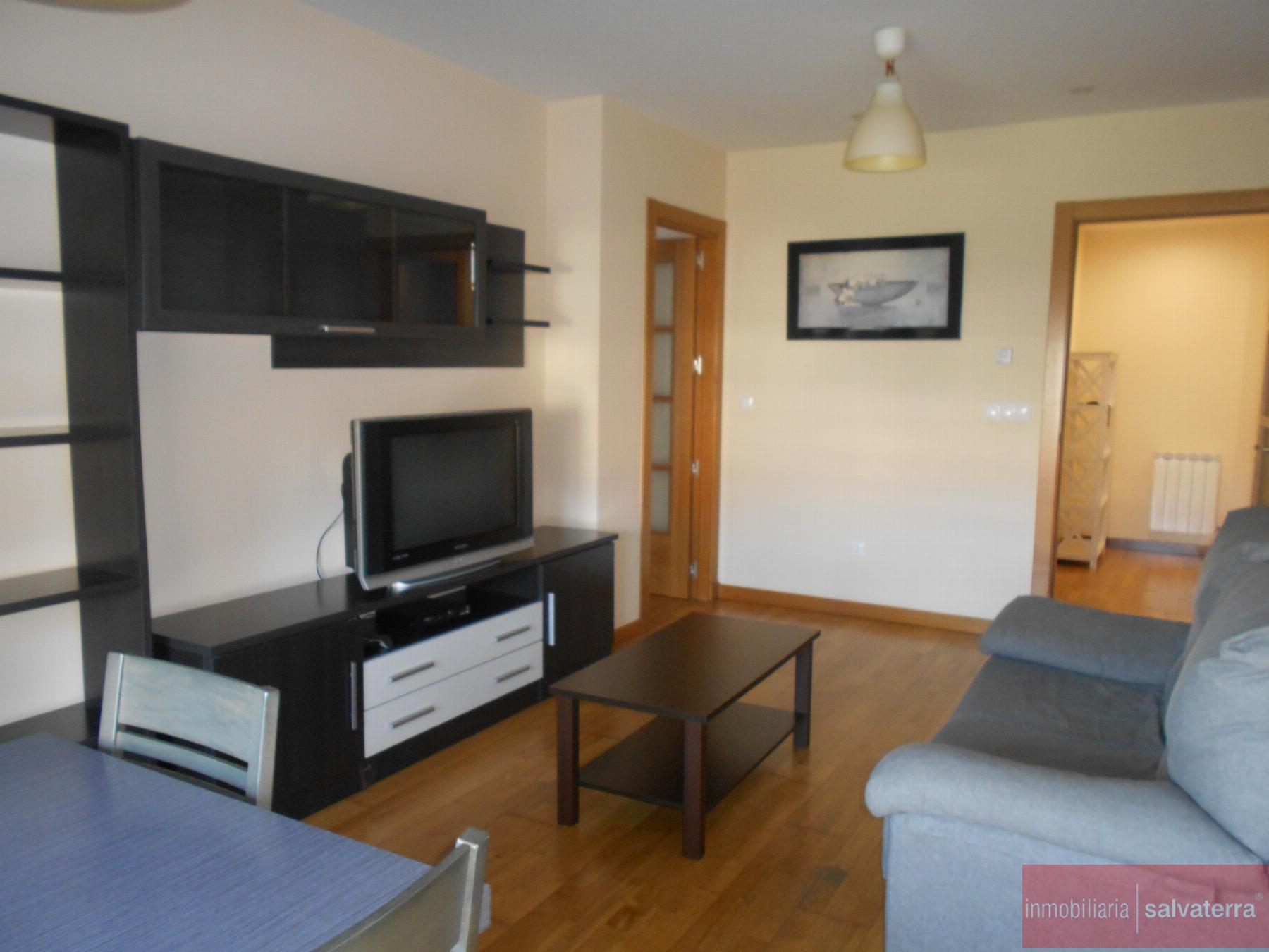 For sale of flat in Salvaterra de Miño