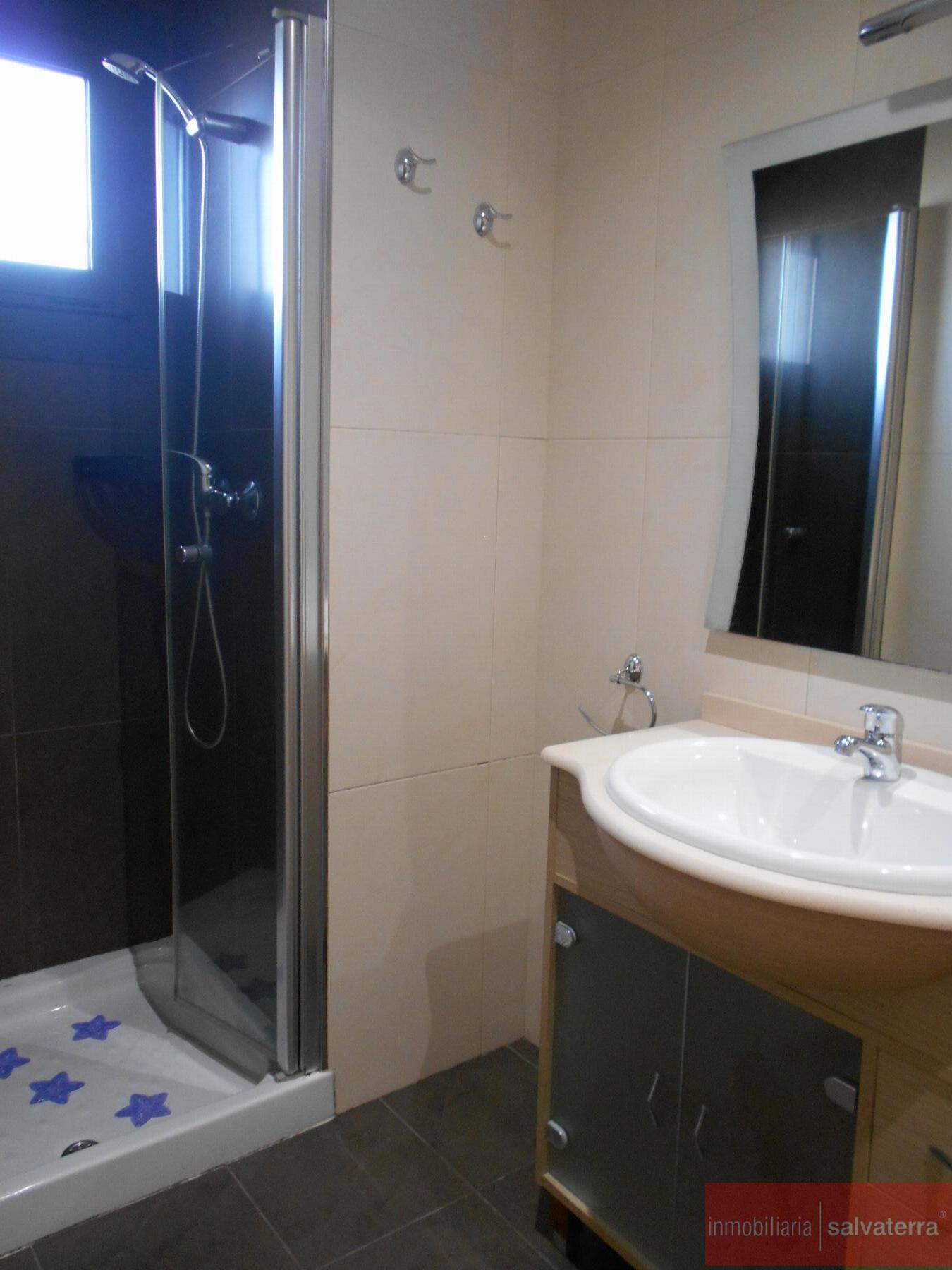 For sale of flat in Salvaterra de Miño