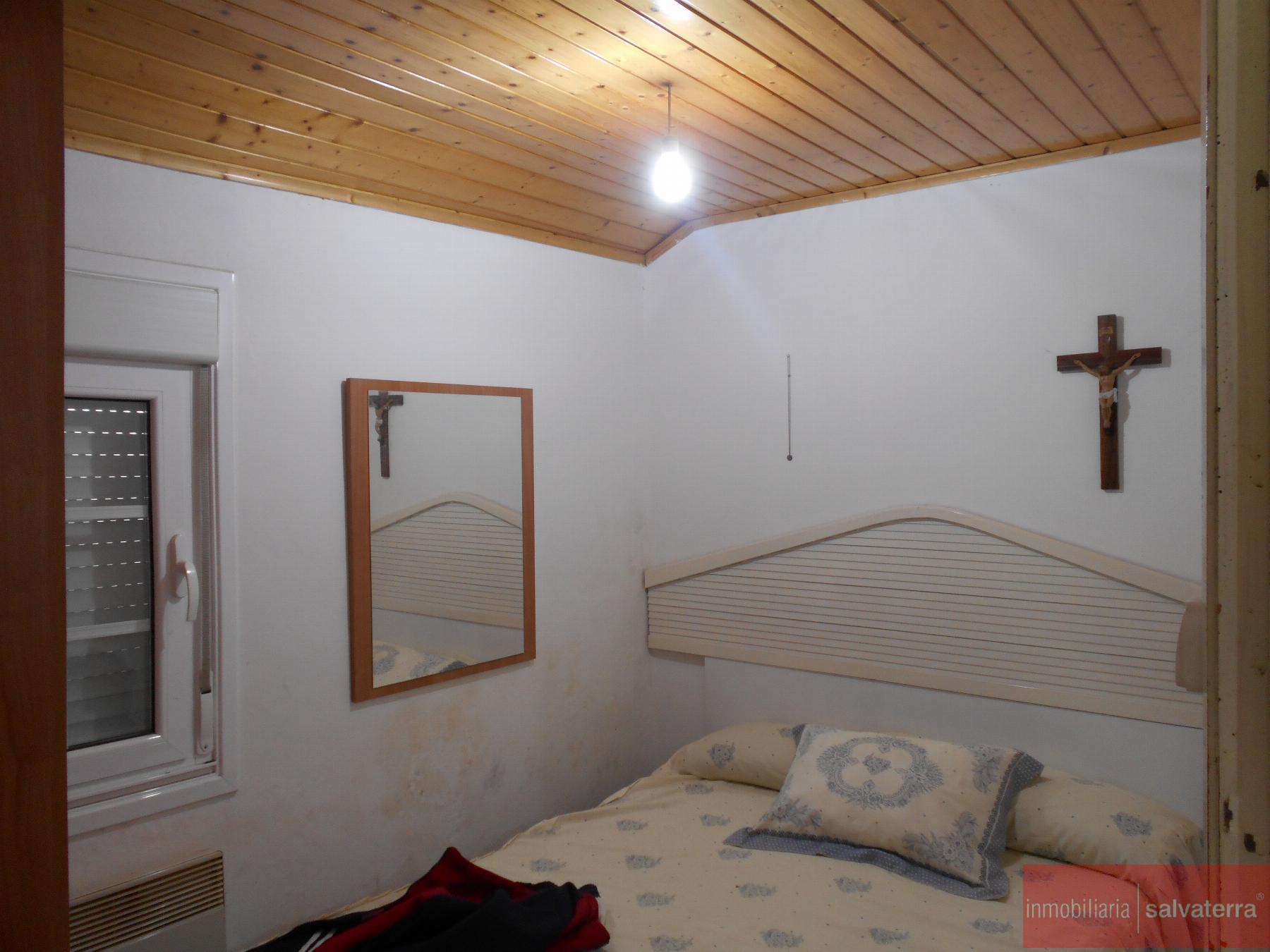 For sale of house in Salvaterra de Miño