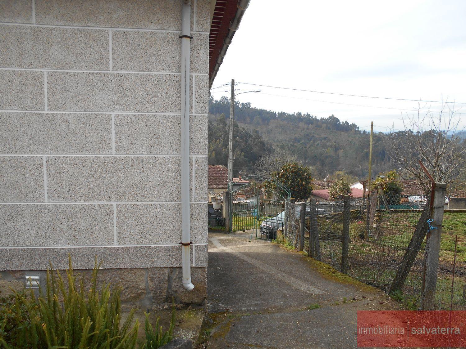 For sale of chalet in Crecente