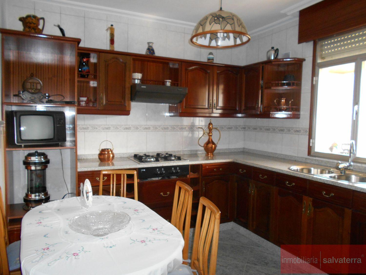 For sale of chalet in Crecente