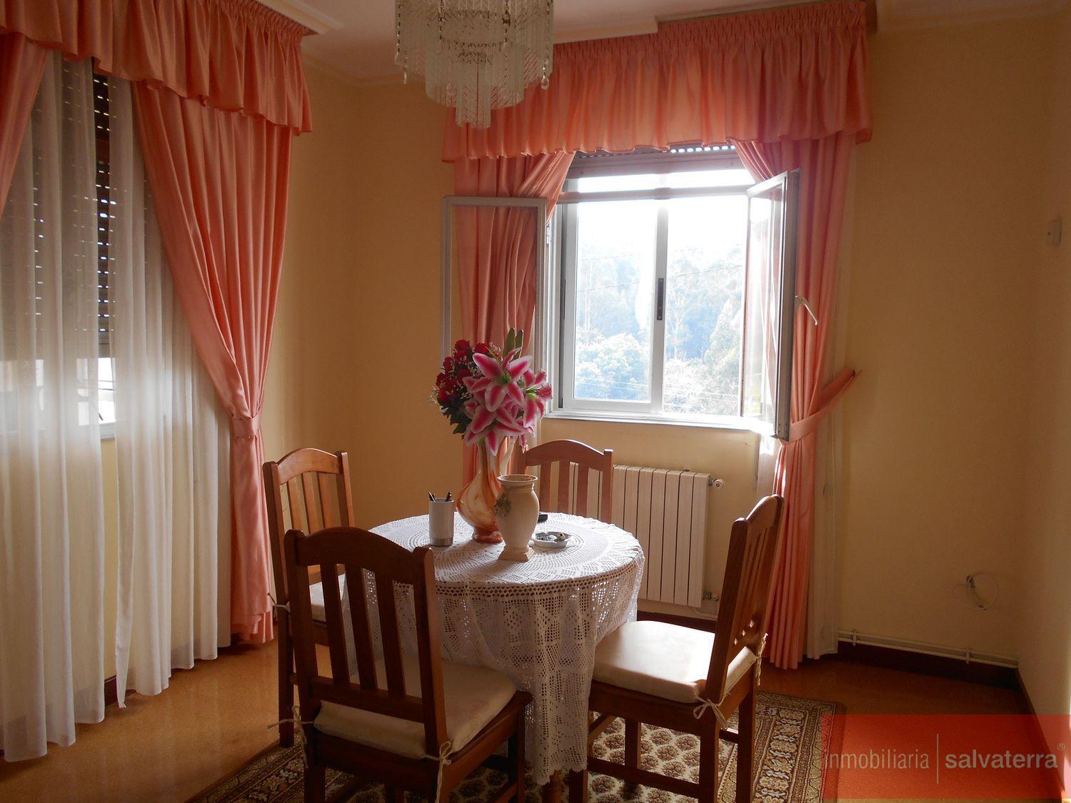 For sale of chalet in Crecente