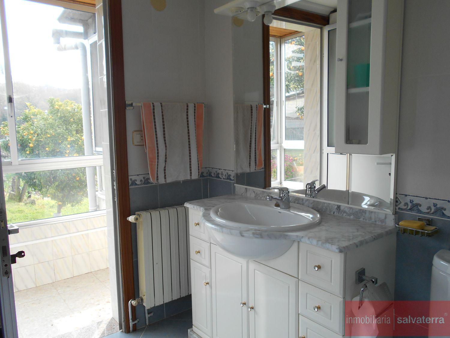 For sale of chalet in Crecente