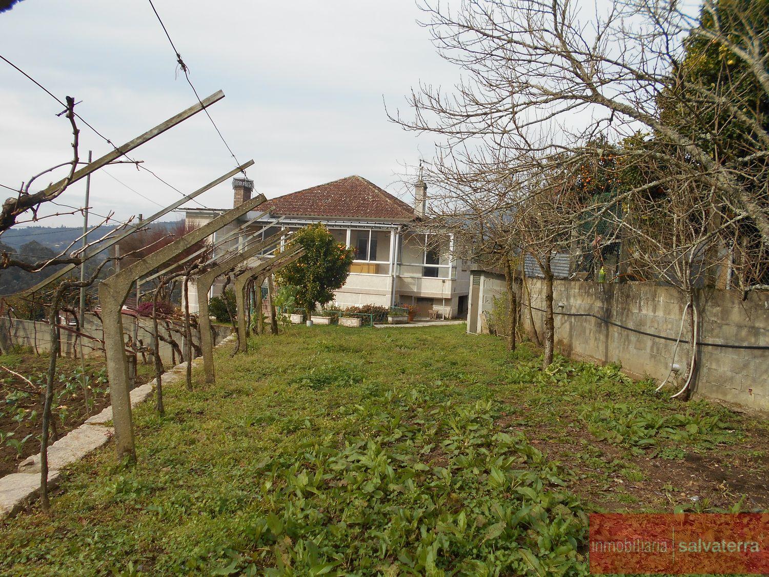 For sale of chalet in Crecente
