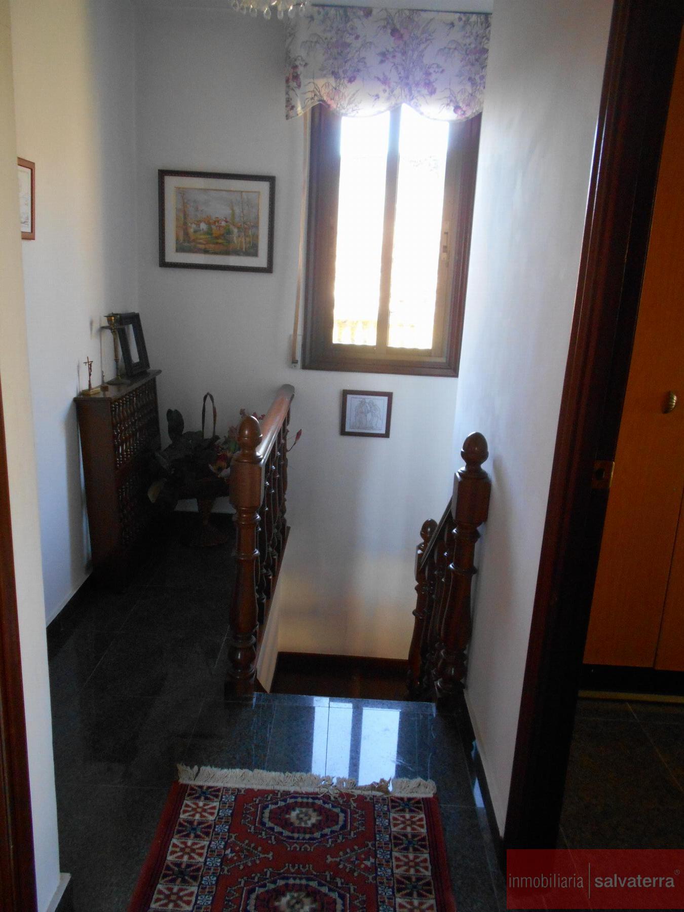 For sale of house in Neves As