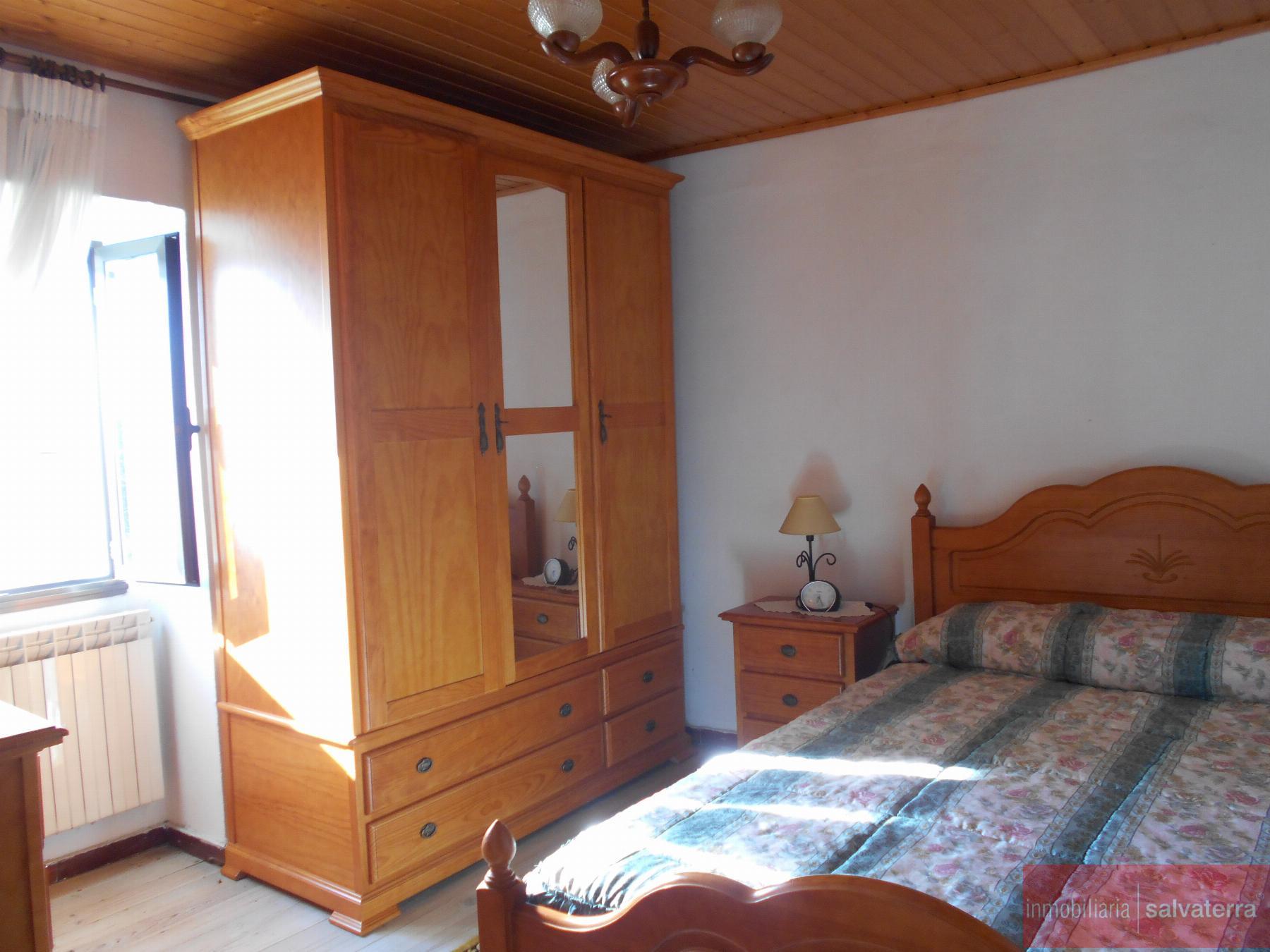 For sale of house in Neves As