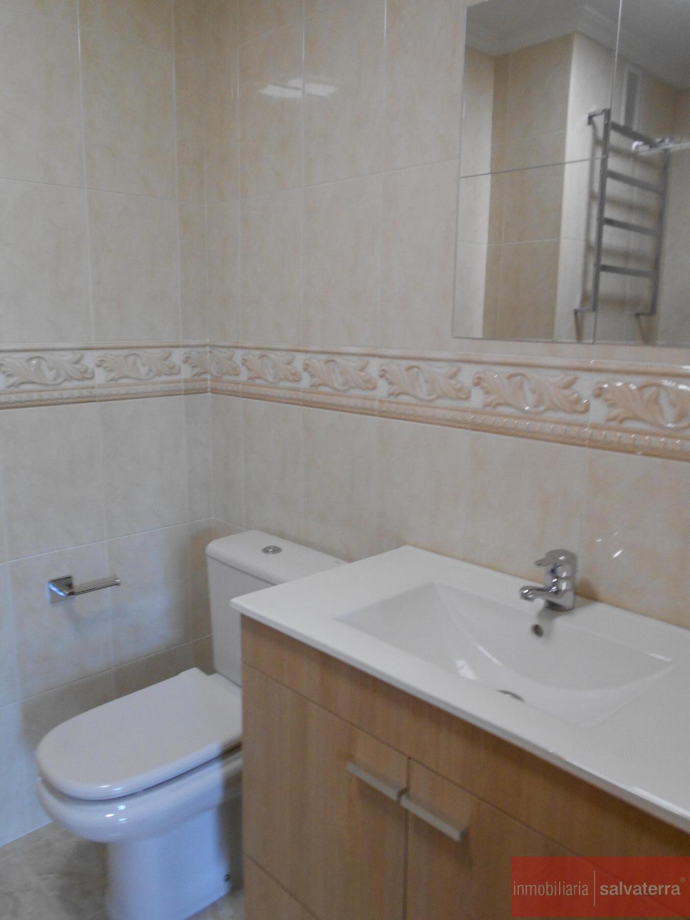 Venta de piso en Salvaterra de Miño