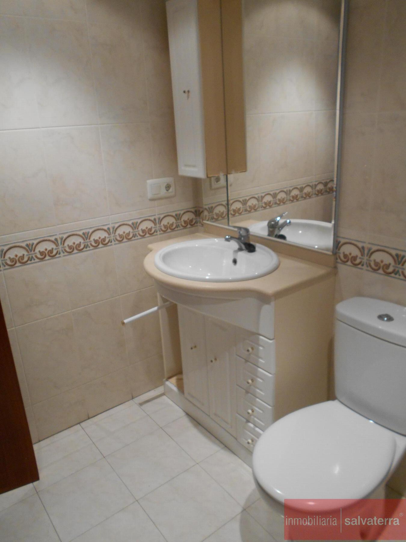 Venta de piso en Salceda de Caselas
