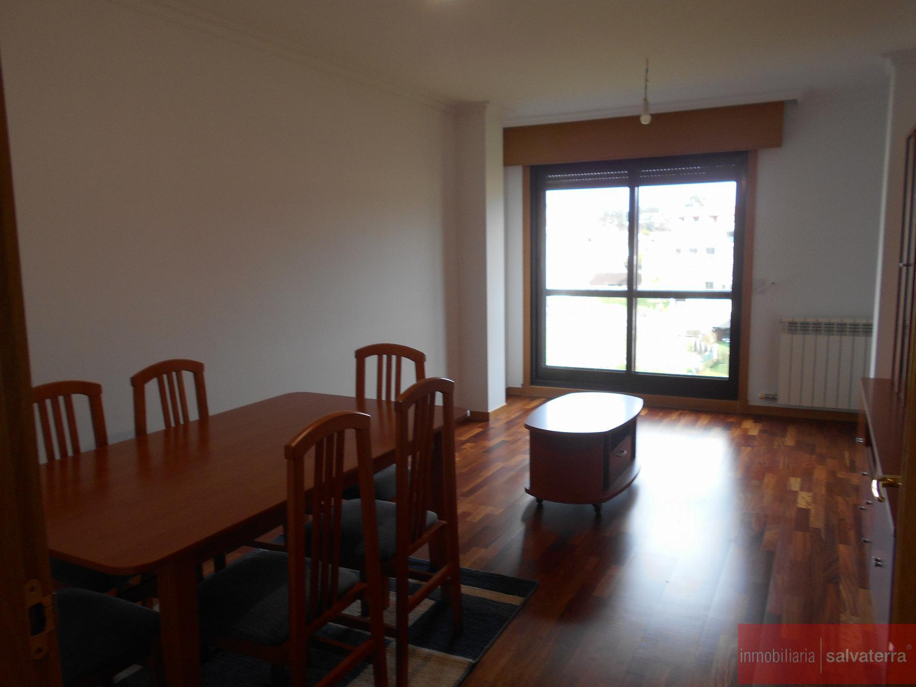 For sale of apartment in Salvaterra de Miño