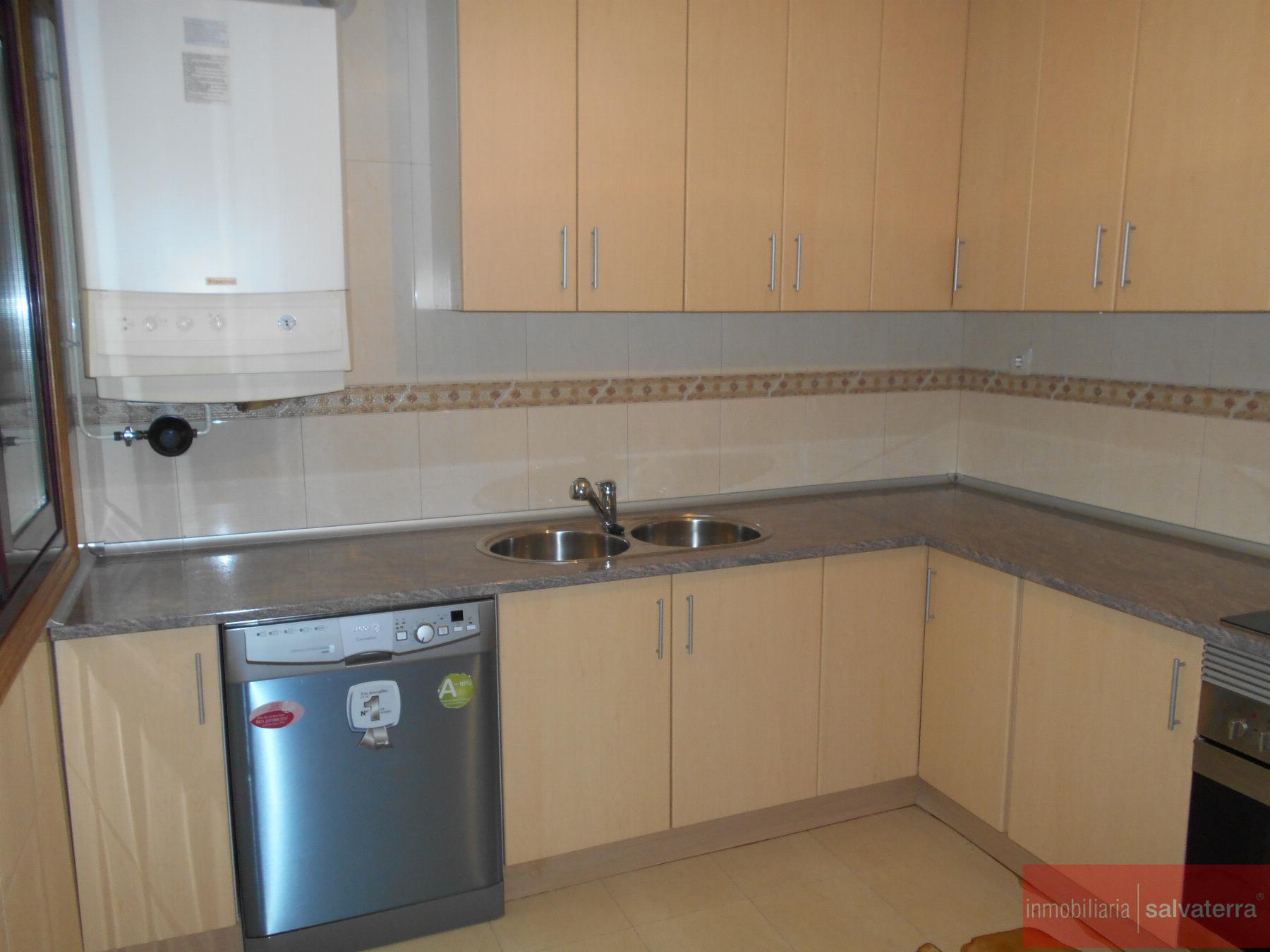 For sale of apartment in Salvaterra de Miño